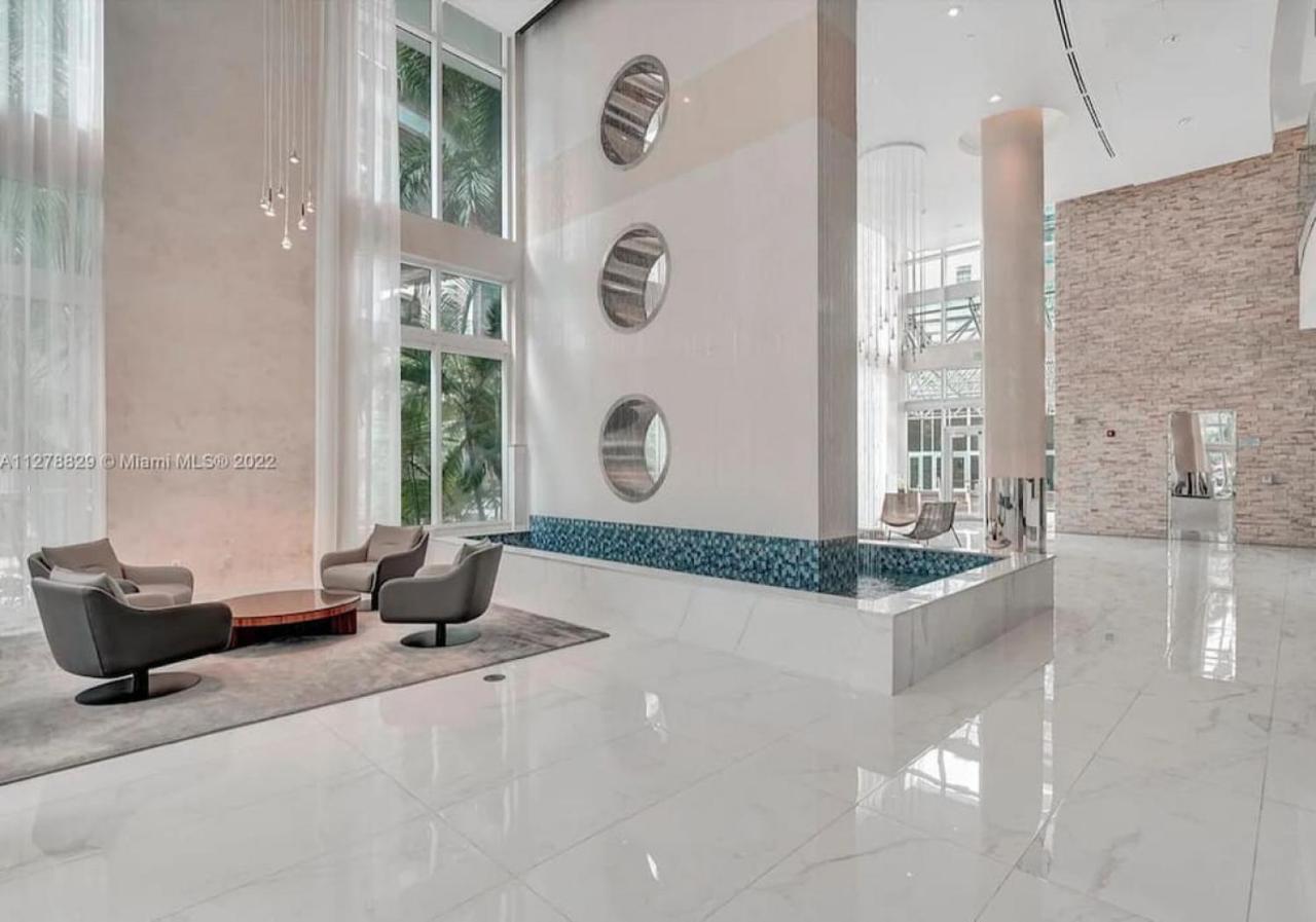 Villa Amazing Loft Style 1 Bed With Water And City Views à Miami Extérieur photo