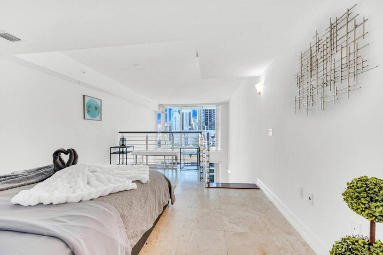 Villa Amazing Loft Style 1 Bed With Water And City Views à Miami Extérieur photo